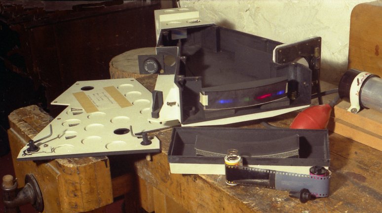 Arc source & slit